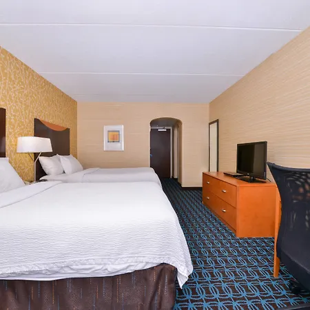 Fairfield Inn Rochester Airport-2
